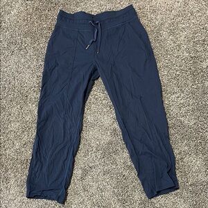 Lululemon Dance Studio Crop